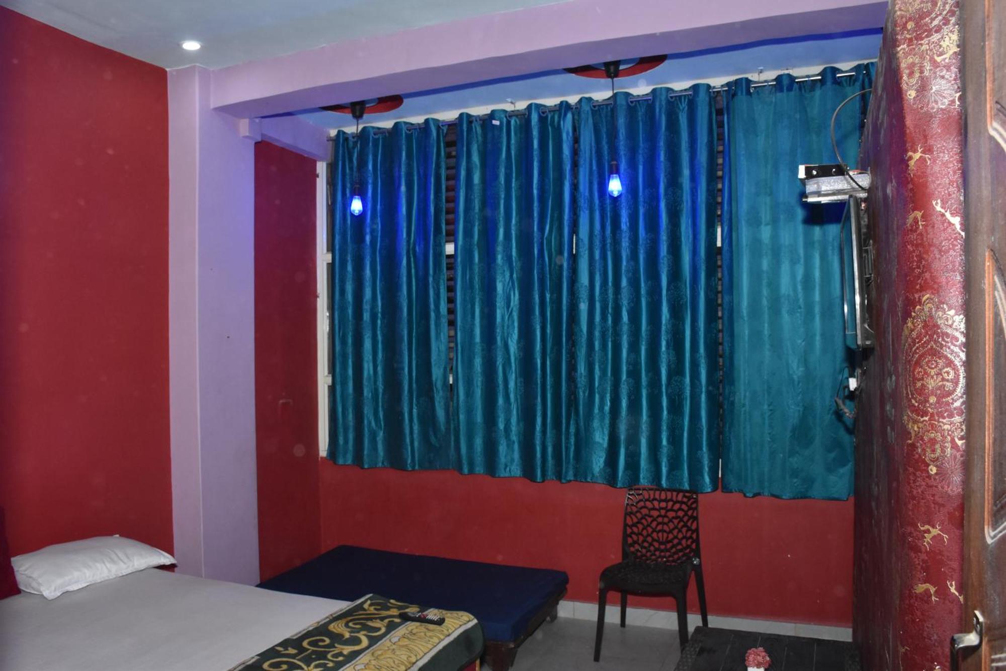 Hotel Veda'S Grand P.G Varanasi Exterior foto